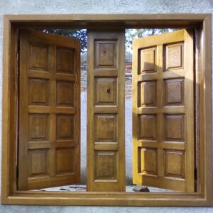 Ventana Artesanal de Tres Hojas